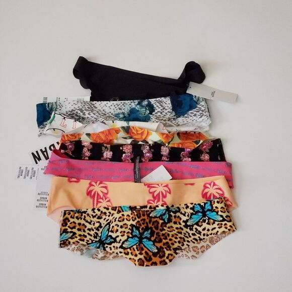 Urban Outfitters Set of 8 Panties - Picture 1 of 9